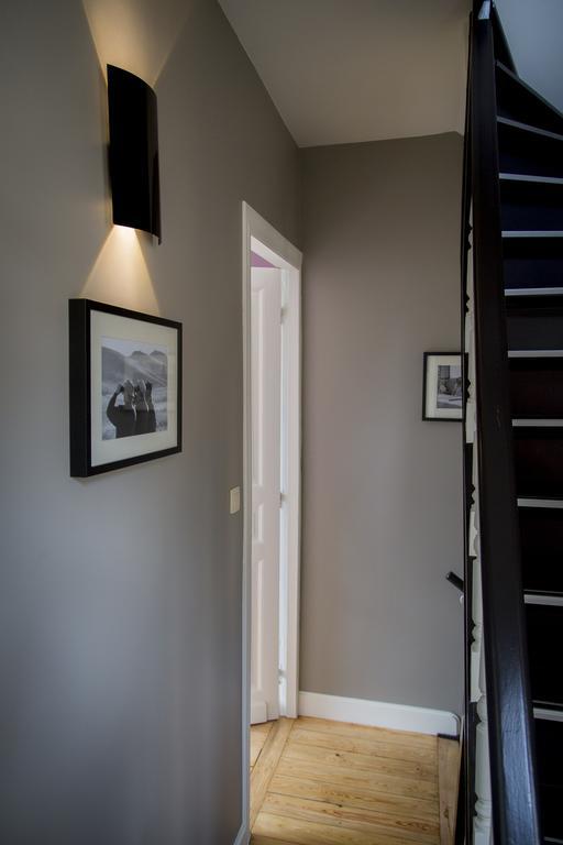 Two White Pigeons Villa Ypres Room photo