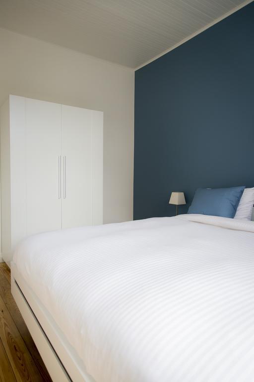 Two White Pigeons Villa Ypres Room photo